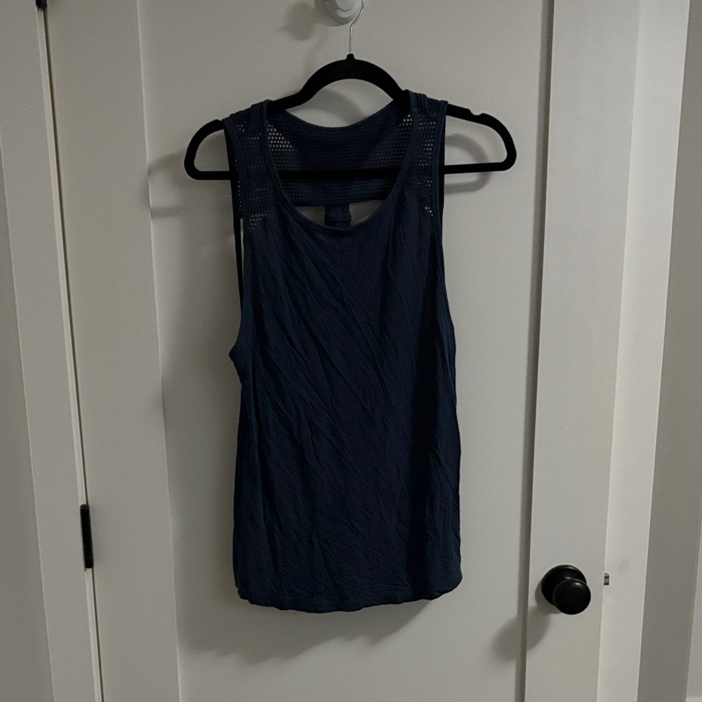 Women's Lorna Jane Navy Sleeveless Top size L